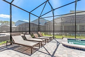 Superior 9 Bed Games Room, Pool Spa Themed Rooms! 9 Bedroom Home by Re