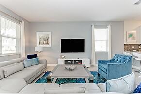 Superior 9 Bed Games Room, Pool Spa Themed Rooms! 9 Bedroom Home by Re