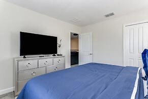 Superior 9 Bed Games Room, Pool Spa Themed Rooms! 9 Bedroom Home by Re