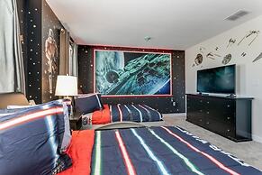 Superior 9 Bed Games Room, Pool Spa Themed Rooms! 9 Bedroom Home by Re