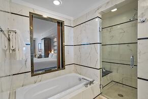 Studio At Sorrento S- Fontainebleau Miami Beach 1 Bedroom Home by RedA