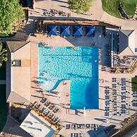 11 At Bloomington Country Club 4 Bedroom Townhouse by RedAwning