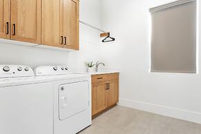 11 At Bloomington Country Club 4 Bedroom Townhouse by RedAwning