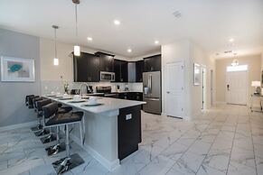 8942tw 8 Bedroom Villa by RedAwning