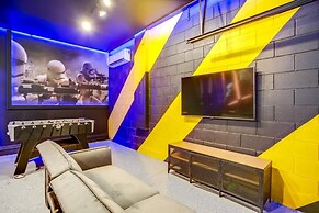 Jedi Temple! Take A Virtual Tour Private Pool! 9 Bedroom Villa by RedA