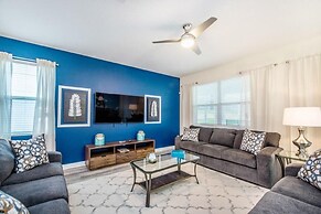 New! Champions Gate Huge Space For 16! 8 Bedroom Villa by Redawning