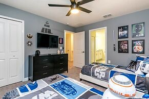 8946tw 8 Bedroom Villa by RedAwning