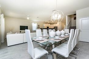 8946tw 8 Bedroom Villa by RedAwning