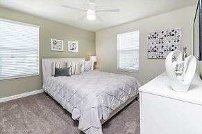 8946tw 8 Bedroom Villa by RedAwning