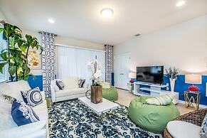 Saltwater Private Pool Windsor At Westside! 7 Bedroom Villa by RedAwni