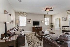 Best Resort In Disney Area! 6 Bedroom Villa by RedAwning