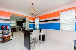 9037HS 6 Bedroom Champions Gate Villa by RedAwning