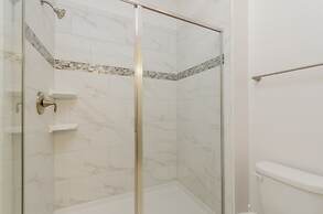 9037HS 6 Bedroom Champions Gate Villa by RedAwning