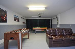 Perfect For Your Family! 4 Bedroom Villa by Redawning