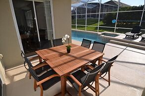 Perfect For Your Family! 4 Bedroom Villa by Redawning