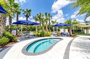 2621ca 10 Bedroom Villa by RedAwning