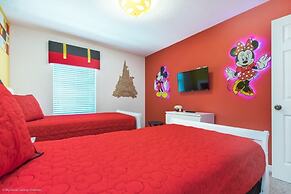 Orlando Newest Resort Community Town 5 Bedroom Townhouse by RedAwning