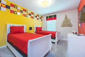 Orlando Newest Resort Community Town 5 Bedroom Townhouse by RedAwning