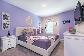 Orlando Newest Resort Community Town 5 Bedroom Townhouse by RedAwning