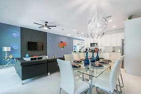 Orlando Newest Resort Community Town 5 Bedroom Townhouse by RedAwning