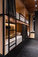 Globe Runner Rooms & Dorms
