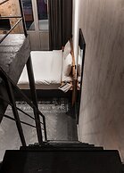 Globe Runner Rooms & Dorms