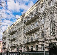 Globe Runner Rooms & Dorms