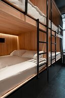 Globe Runner Rooms & Dorms