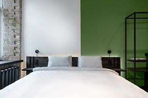 Globe Runner Rooms & Dorms