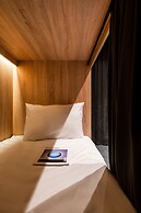 Globe Runner Rooms & Dorms