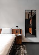 Globe Runner Rooms & Dorms