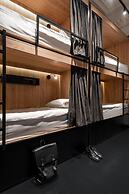 Globe Runner Rooms & Dorms