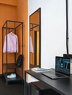 Globe Runner Rooms & Dorms