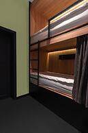 Globe Runner Rooms & Dorms
