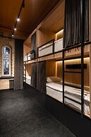 Globe Runner Rooms & Dorms