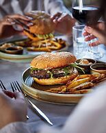 Apollo Boutique Hotel