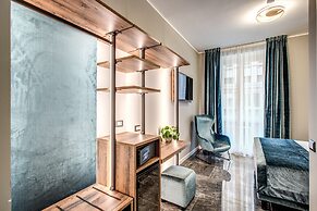 Apollo Boutique Hotel