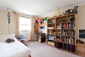 Albion Street by Onefinestay