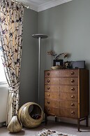Albion Street by Onefinestay