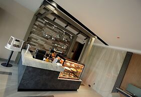 Capitol Hill Hotel and Suites
