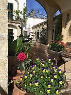 Corte dei Salentini Bed & Breakfast