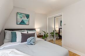 Homey & Elegant 3-bedroom House in the Annex