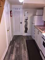 Cozy Basement Studio