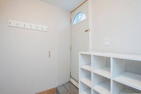 Cozy Basement Studio