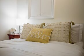 Cozy Basement Studio