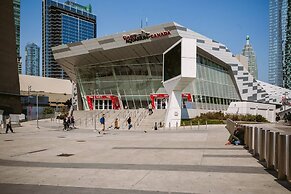 Luxury Open-concept & Lake View