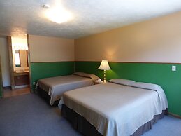 The Hitching Post Hotel and Farm Store