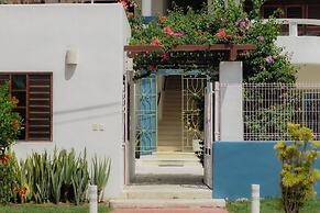 Maria-Maria Hotel