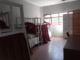 Posada Y Hostal Del Parque - Hostel