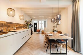 Leidse Square Luxury Apartment